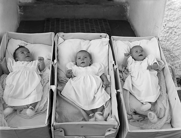Image of triplet babies from 1952 Wales.